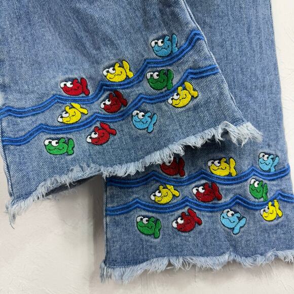 VTG Retro Revolt Denim Jeans Size 12 Embroidered Fish Raw Hem Straight *Read - Picture 8 of 13